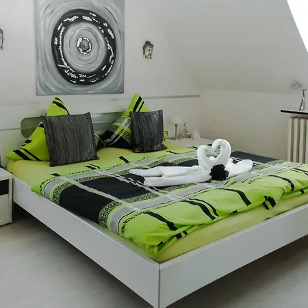 Apartment Gaestehaus Edith By Interhome Trittenheim